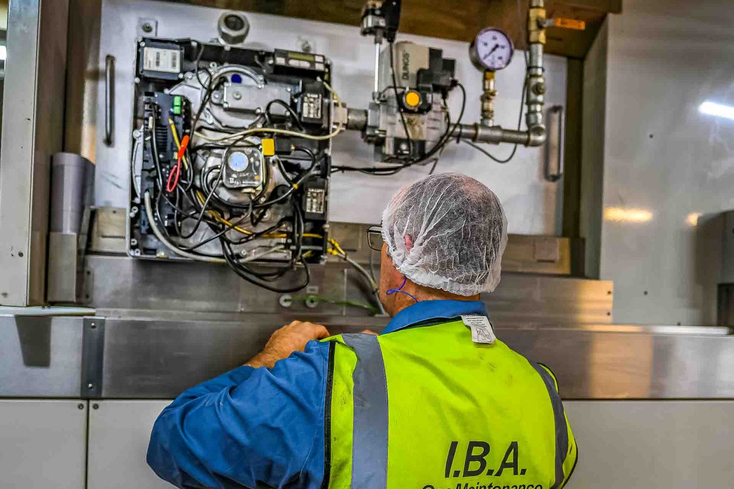Ian Ashton inspecting a Weishaupt Burner